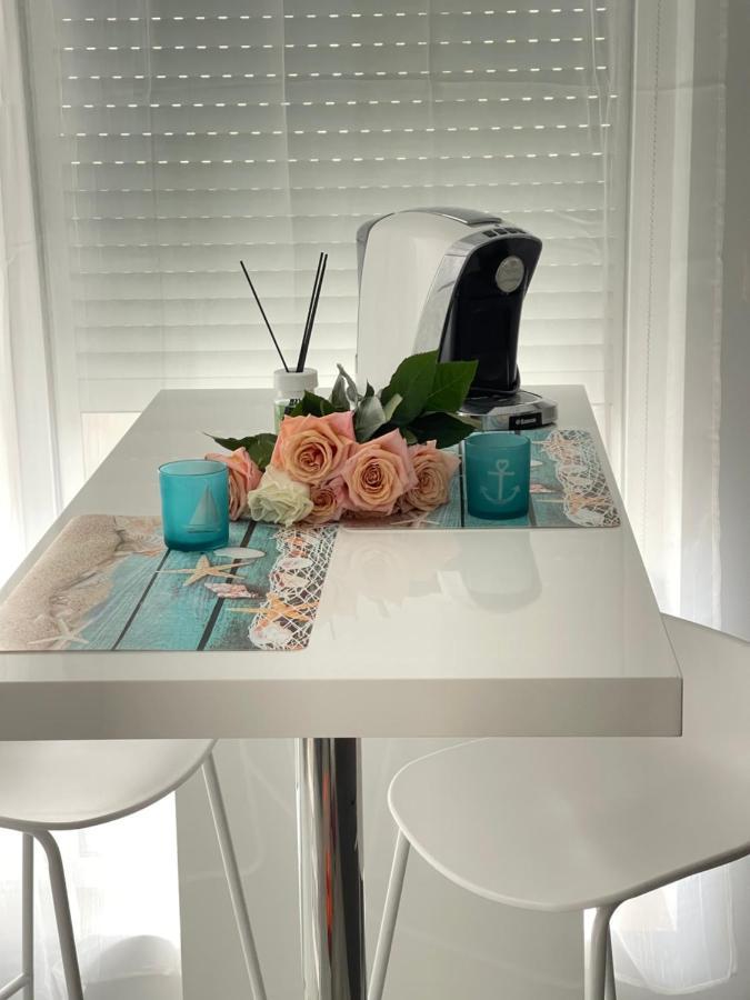 Miramar Studio Apartment Năvodari Екстериор снимка