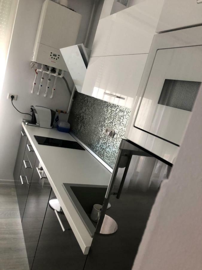 Miramar Studio Apartment Năvodari Екстериор снимка